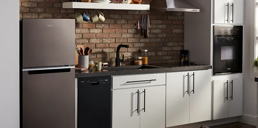 whirlpool-small-space-top-freezer-refrigerator